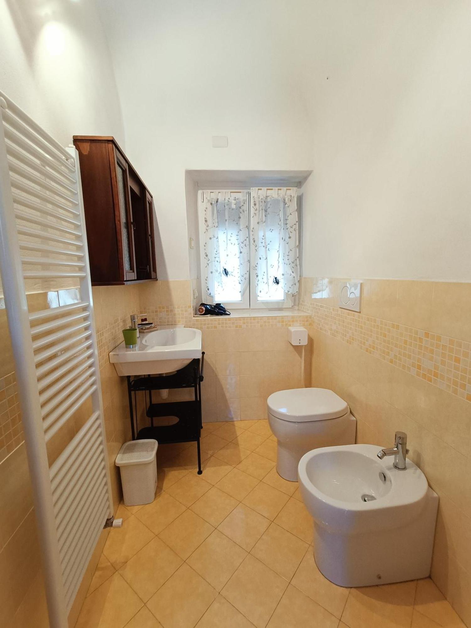 פינאלה ליגורה B&B Il Girasole מראה חיצוני תמונה