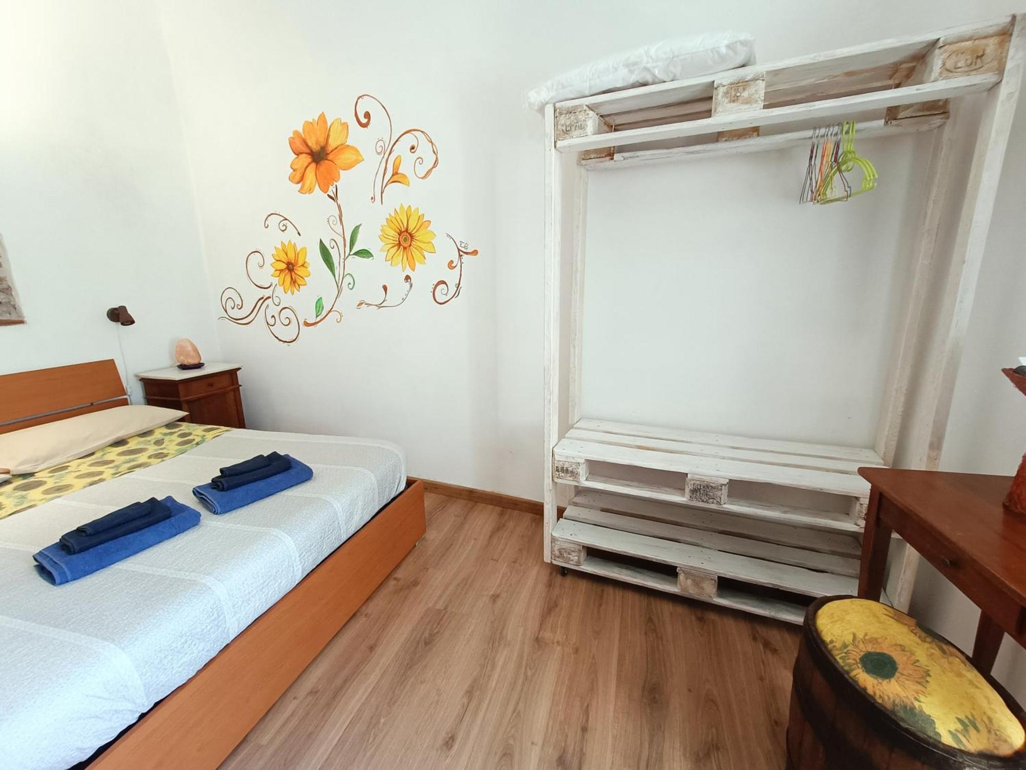 פינאלה ליגורה B&B Il Girasole מראה חיצוני תמונה