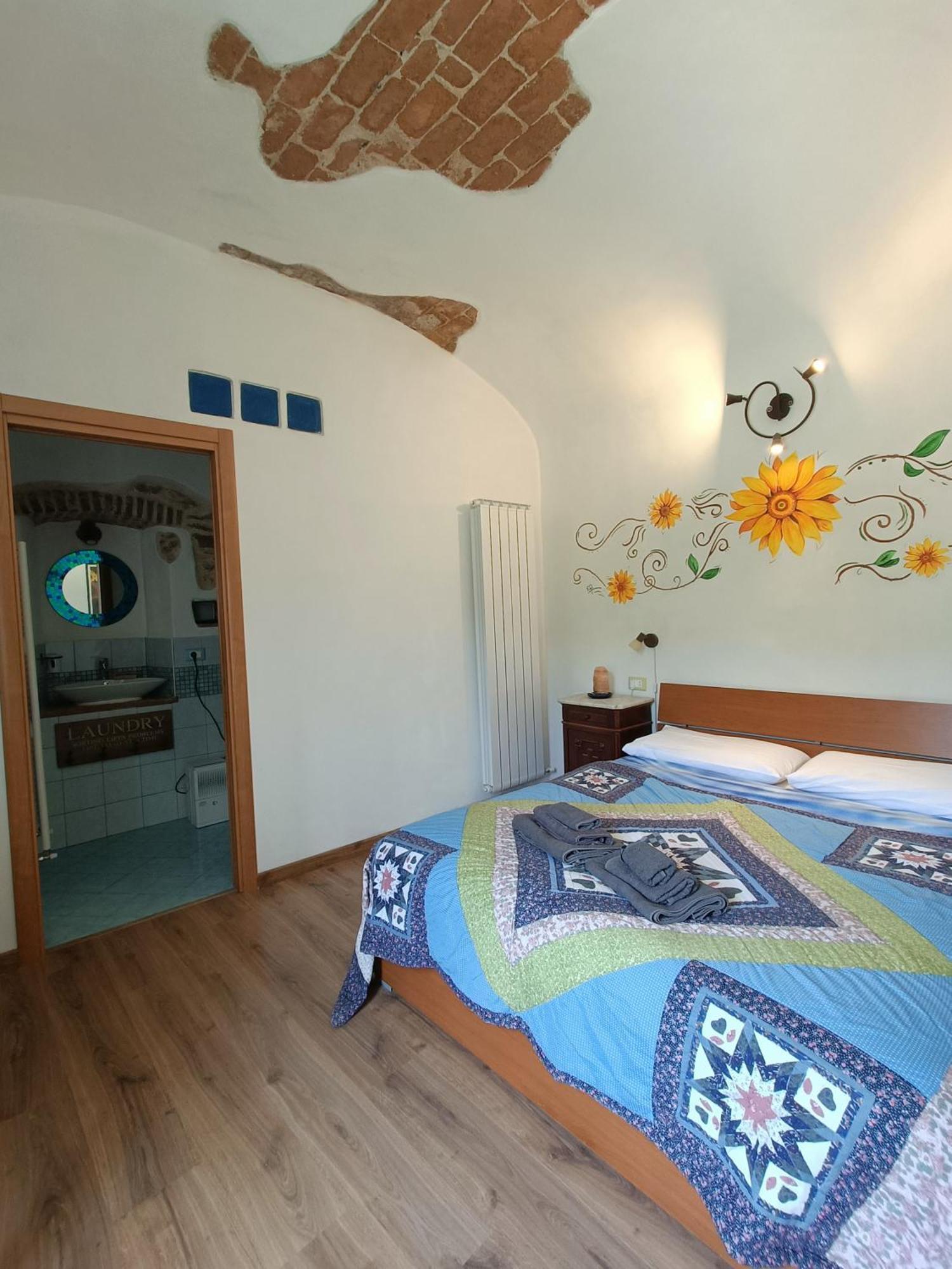 פינאלה ליגורה B&B Il Girasole מראה חיצוני תמונה