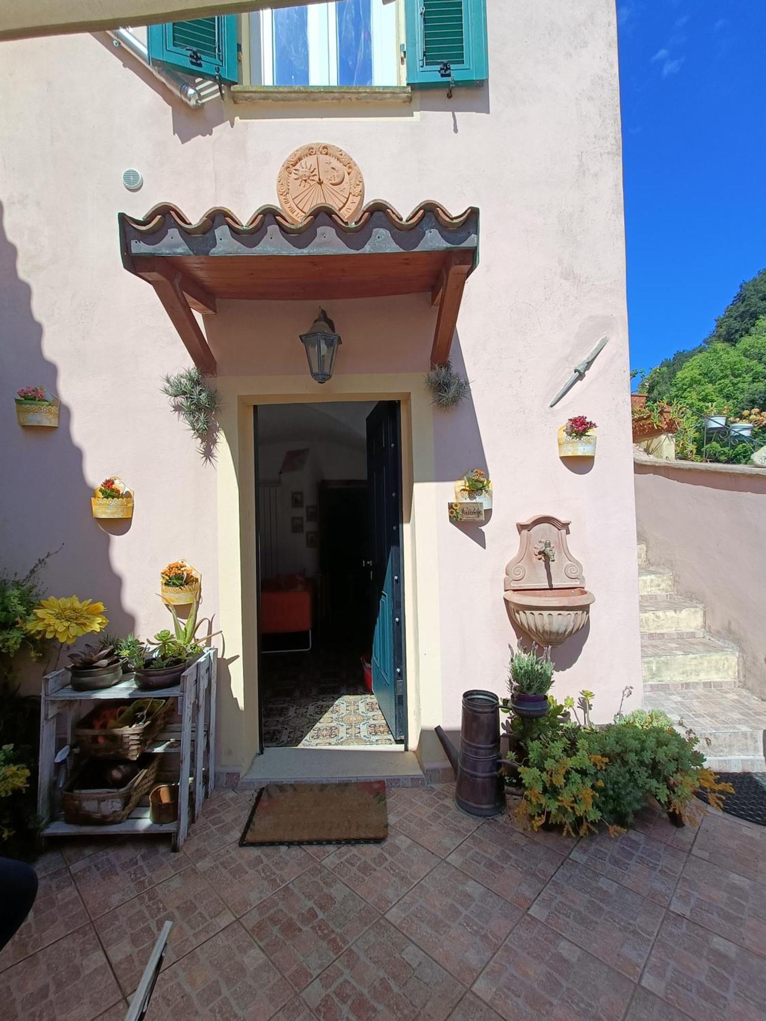 פינאלה ליגורה B&B Il Girasole מראה חיצוני תמונה
